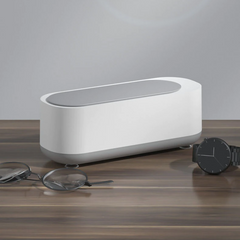 UltraCleanâ„?- Let your jewelry shine again with our innovative cleaning device