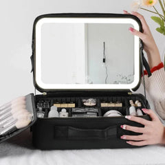 MakeUpBagâ„?| The makeup bag including LED mirror for every occasion!