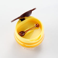 Bee Balmâ„?- Never suffer from dry sore lips again this! 1+1 FREE