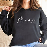 Chic Personalized Mama Sweatshirt Stylish Comfort for Mother's Day and New Moms