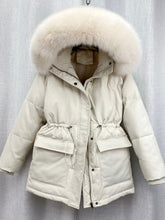 2023 Women's Thick Warm Cotton Padded Fur Jacket with Big Fur Collar Stylish for Winter