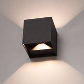 Supreme SmartCubeâ„?The luxurious, modern and smart wireless wall light!