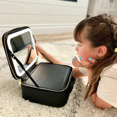 MakeUpBagâ„?| The makeup bag including LED mirror for every occasion!
