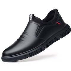 Men Casual Soft Sole Light Leather Shoes