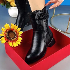🔥Clearance Sale Alert: Leather Mid-tube Warm Velvet Boots - Black / US Size 6.5-7