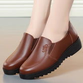 Women Soft Embroidered Leather Flat Shoes