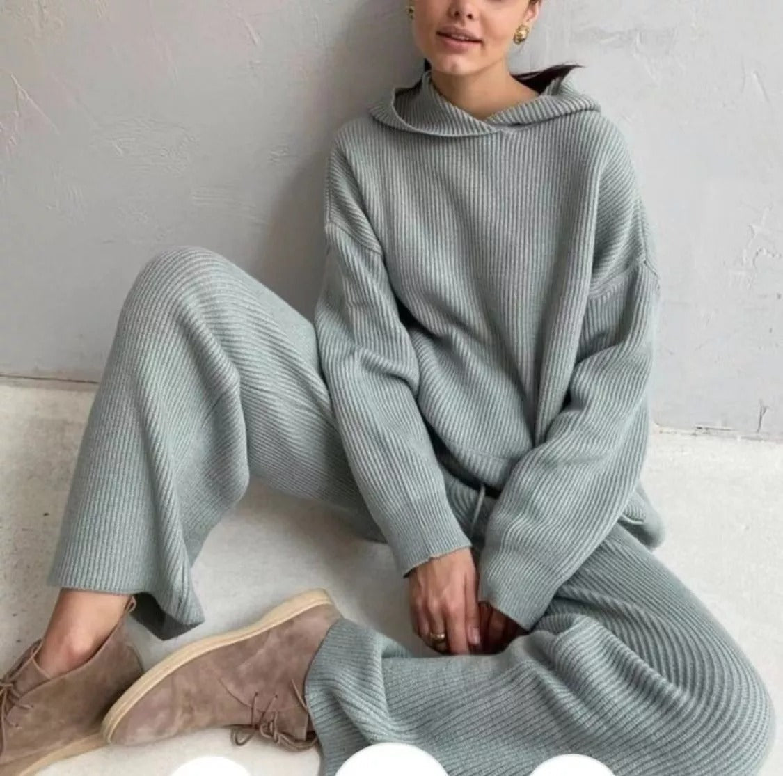 HOODED TOP & WIDE LEG FLARED PANTS SUIT
