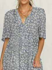 Plus size Daisy Short Sleeve Casual Dresses