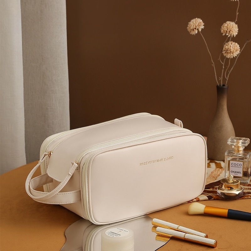 VanityVaultâ„?- Triple charm makeup bag