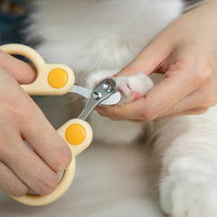 Pet Nail Clipper Scissors Round Hole