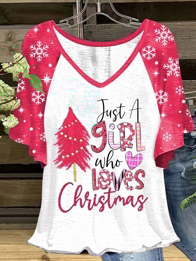 Just A Girl Who Loves Christmas T-Shirt