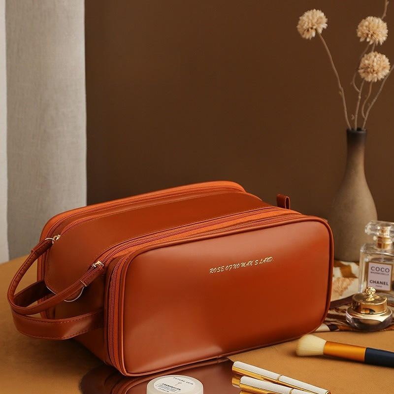 VanityVaultâ„?- Triple charm makeup bag