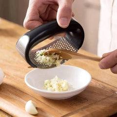 GARLICEASEâ„?Garlic Press - 1+1 Free