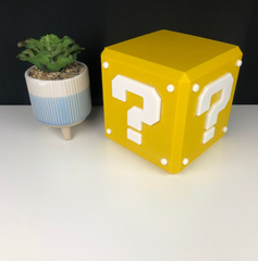 Mariboxâ„?- Mario cube lamp