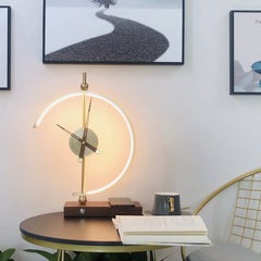 NagoyaLightâ„?| Luxury lamp clock with charger