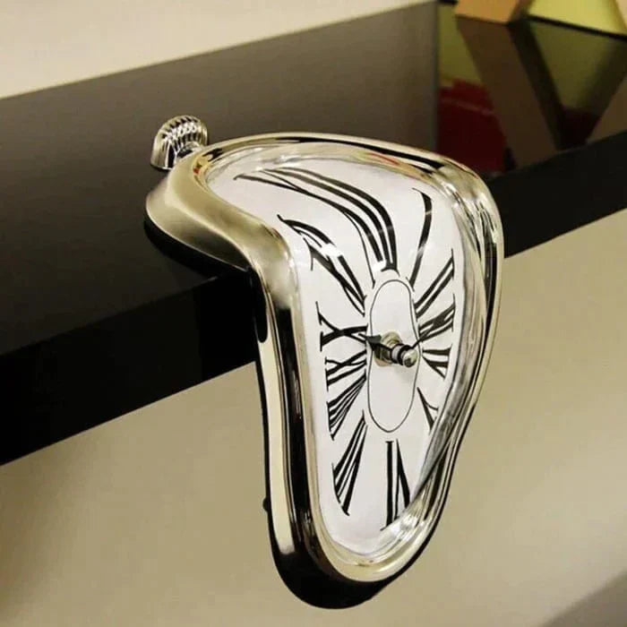 Zenteriâ„?Design and Decorative Clock