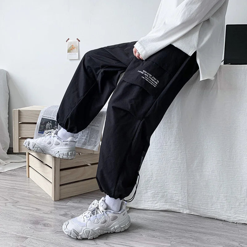 Black Cargo Jogger Pants: 2024 Streetwear for Men