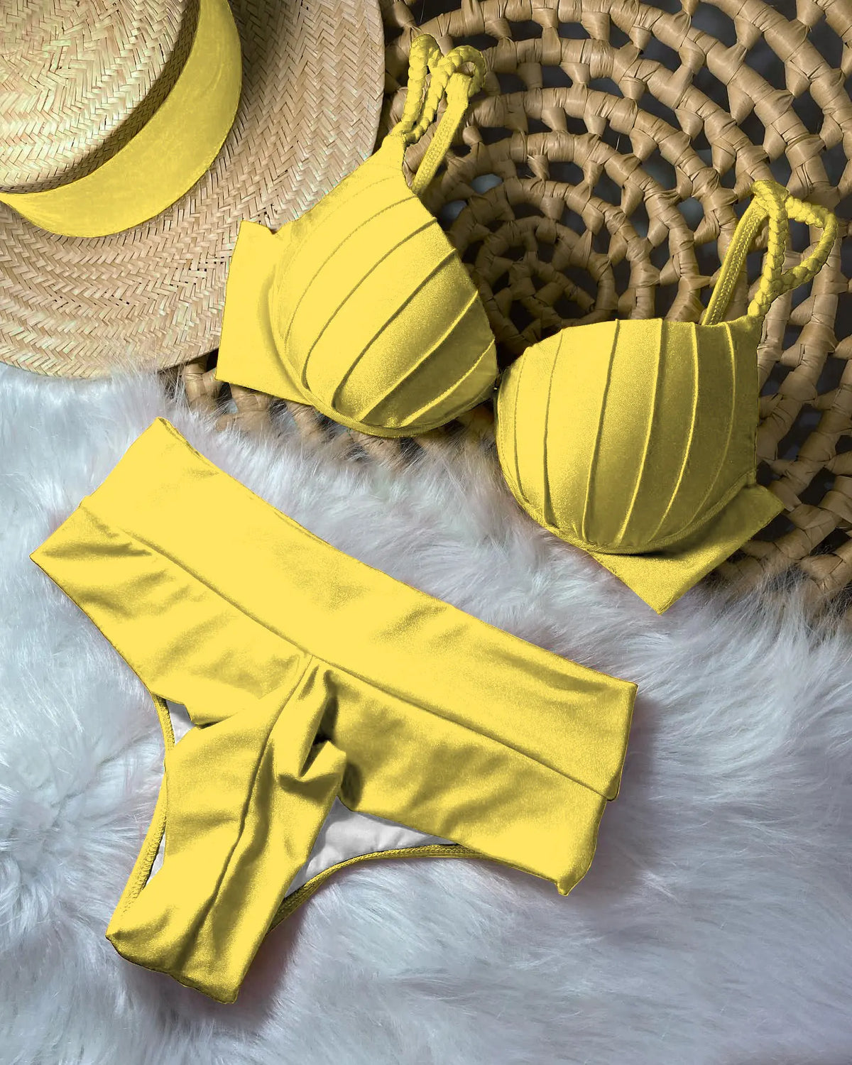 Summer 2024 Bikini: Solid Color Style for the Beach