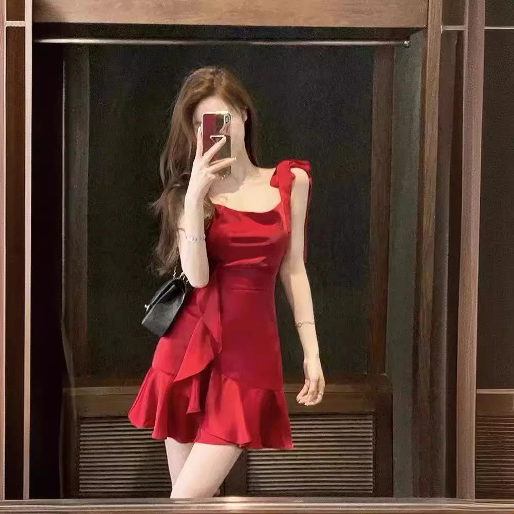 Stunning Red Camisole: Elevate Your Summer Look