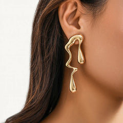 Show Off Earrings