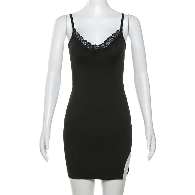 Chic Lace V-Neck Dress: 2023 Autumn-Winter Fashion for Parties and Club Events!