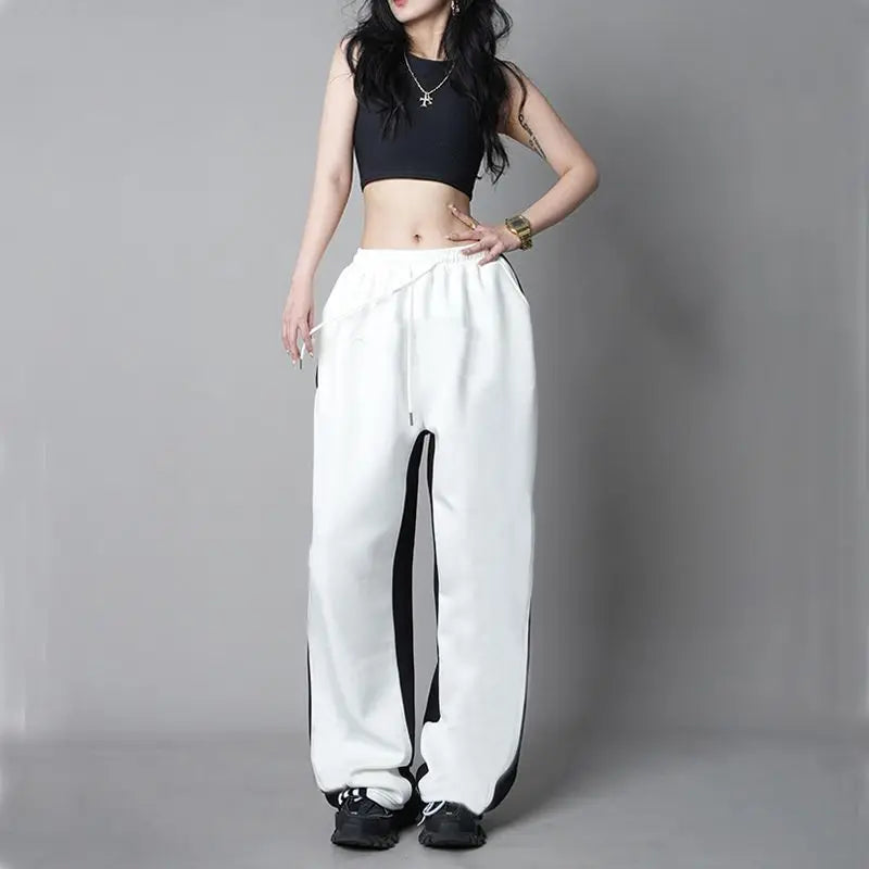 Stylish Y2K Sweatpants: High-Waist, Patchwork Contrast