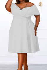 Sexy Solid Color Off Shoulder Pleated A-Line Midi Dress