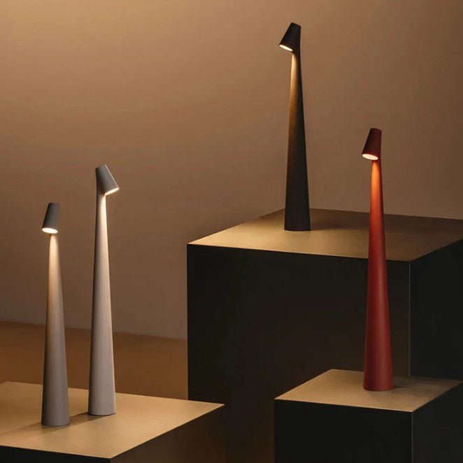 Lumus I Portable Table Lamp