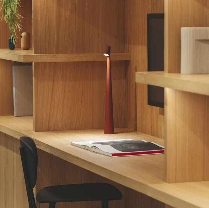 Lumus I Portable Table Lamp