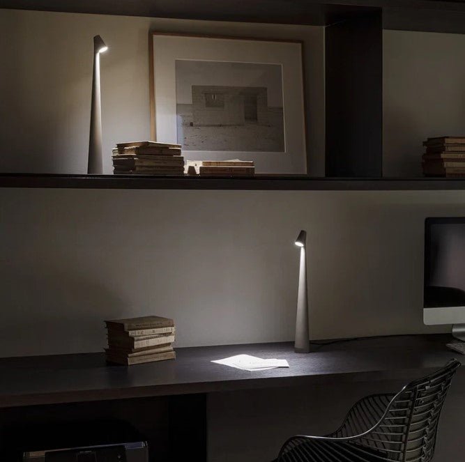 Lumus I Portable Table Lamp