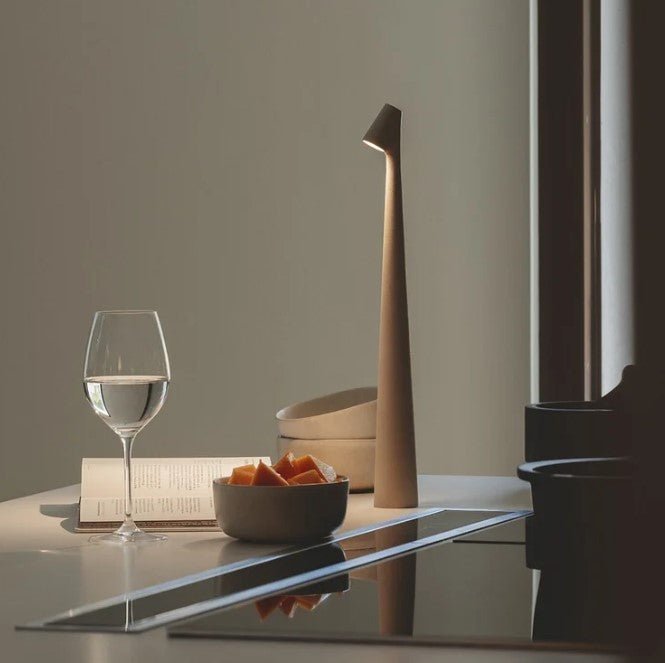 Lumus I Portable Table Lamp