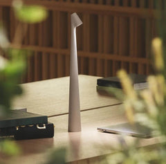 Lumus I Portable Table Lamp