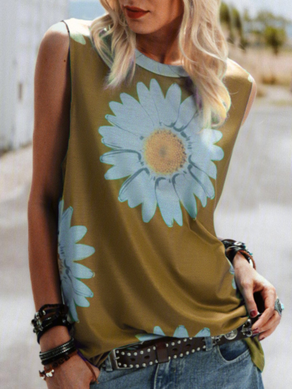 Plus size Floral Casual Sleeveless Shirts & Tops