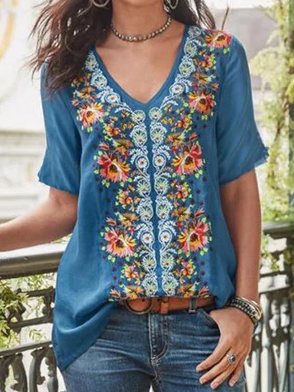 Plus size women v neck short sleeve printed T-shirts