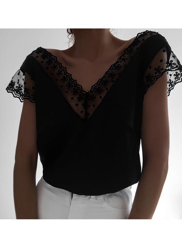 Plain cut-out lace deep V woman Short Sleeve T-shirts
