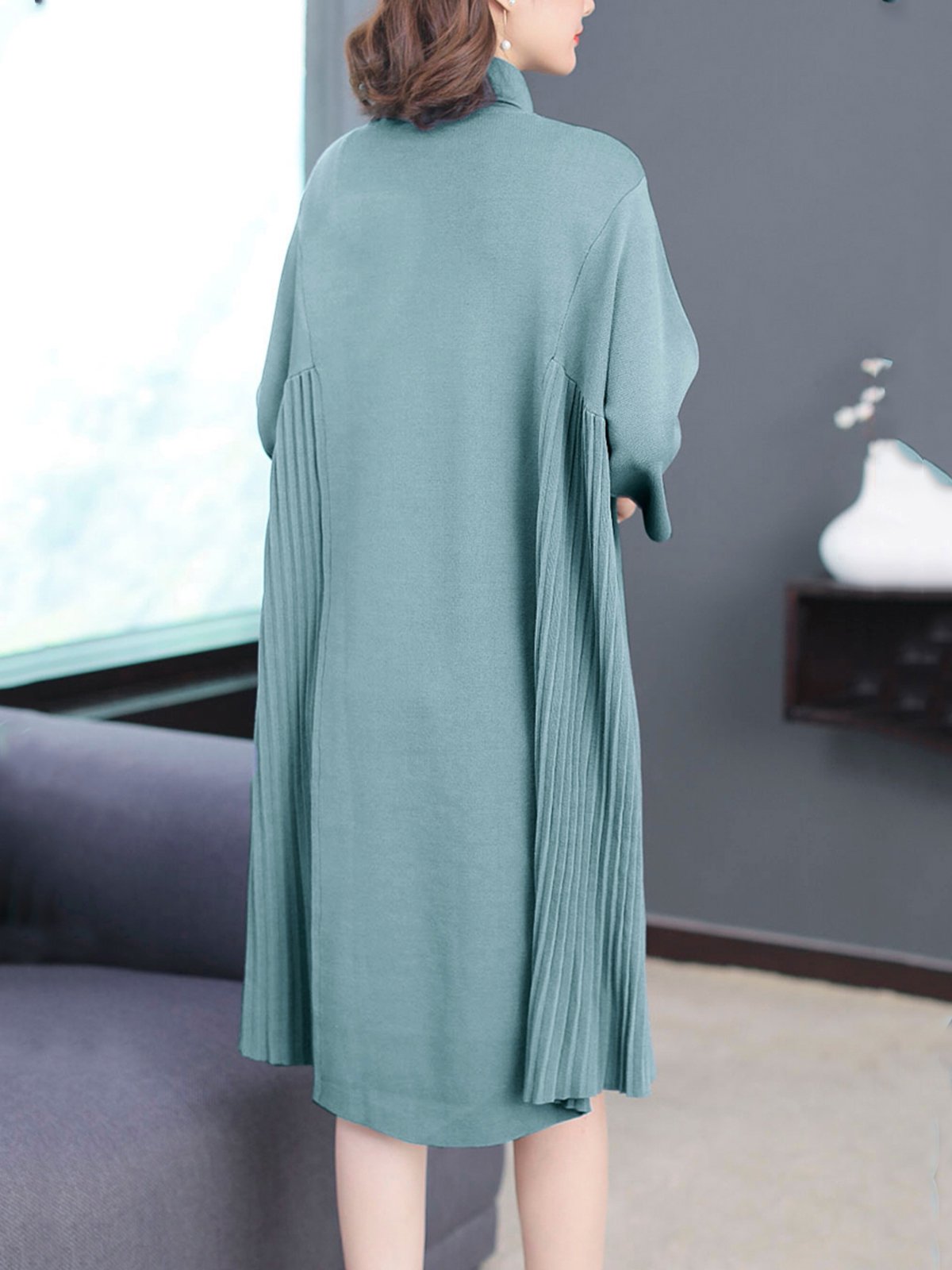 Pleated Turtle Neck 3/4 Sleeve Knitted Midi Dress