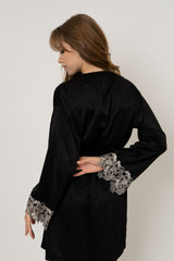 Yalina Robe