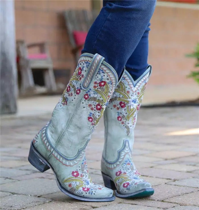 Chunky Heel Embroidered Rivets Mid-Tube Martin Boots